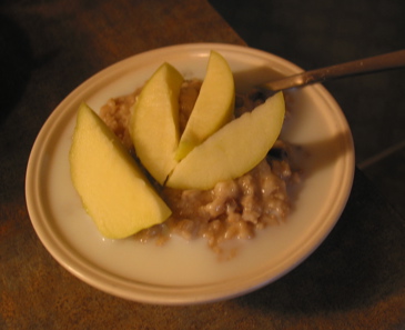 Slice apple and oatmeal